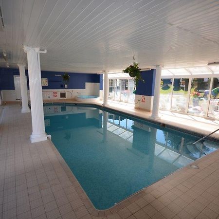בורנמות' Laguna Hotel מראה חיצוני תמונה