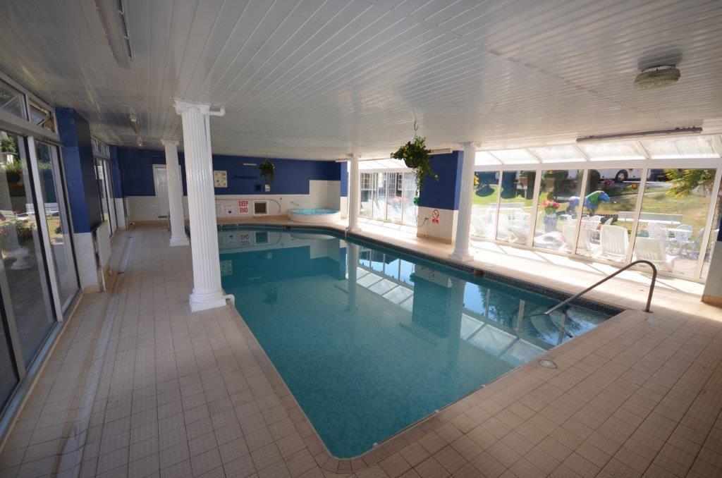 בורנמות' Laguna Hotel מראה חיצוני תמונה