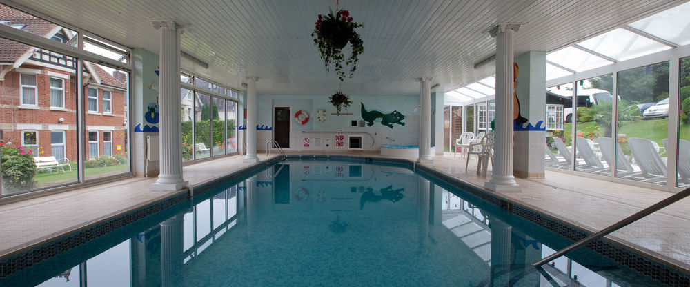 בורנמות' Laguna Hotel מראה חיצוני תמונה