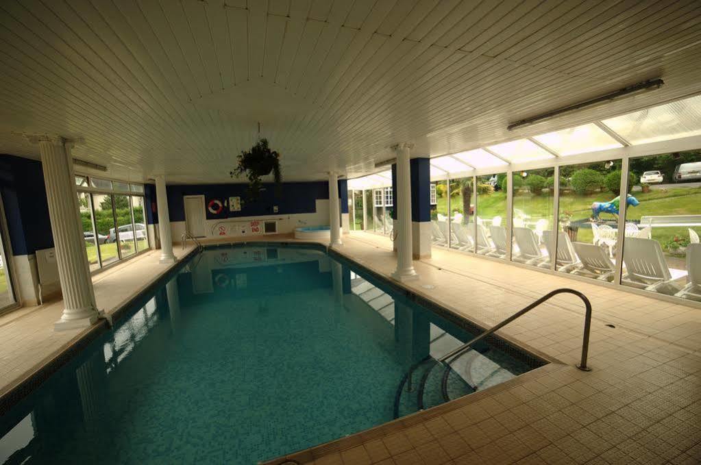 בורנמות' Laguna Hotel מראה חיצוני תמונה