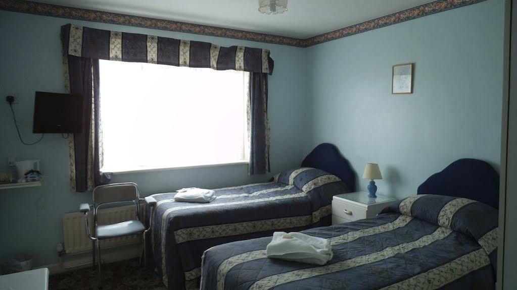 בורנמות' Laguna Hotel מראה חיצוני תמונה